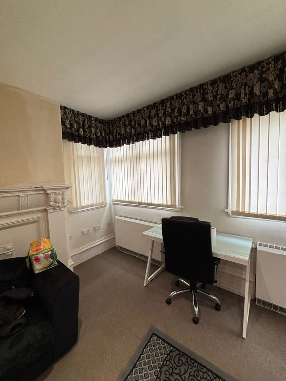 Property photo 2 of 4