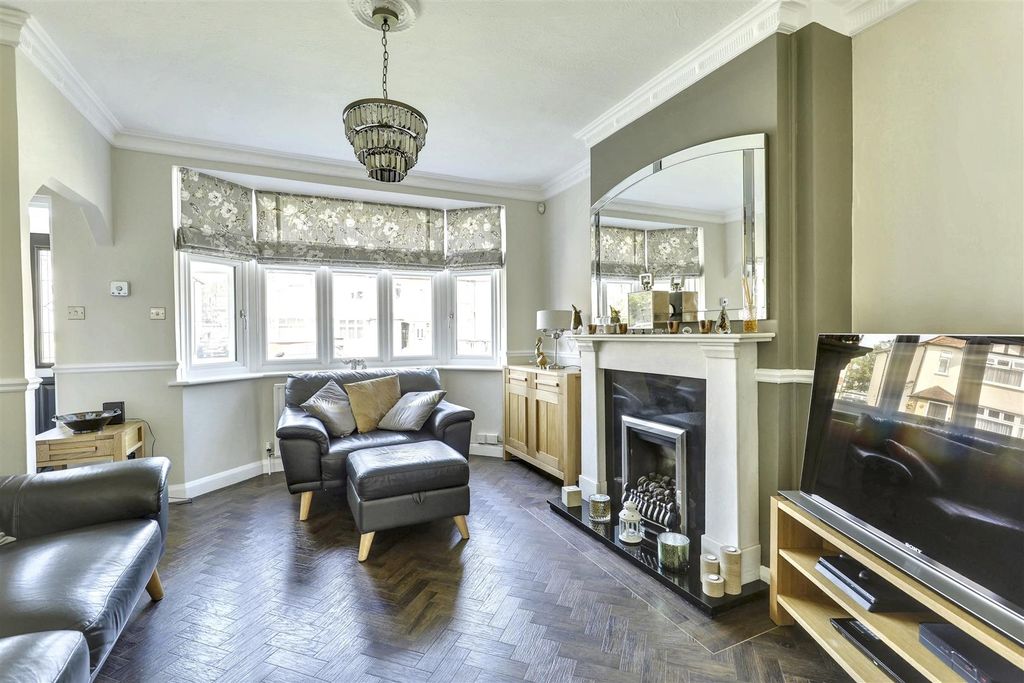Property photo 2 of 20 Sandringham_7.Jpg