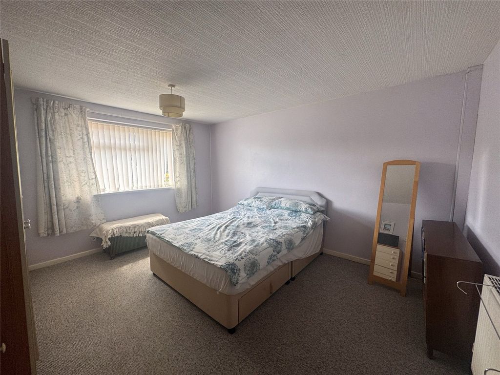 Property photo 2 of 11 Picture No. 04