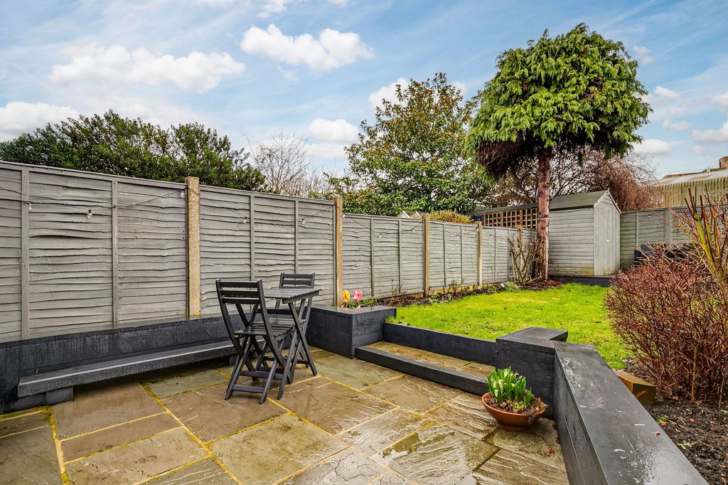 Property photo 3 of 14