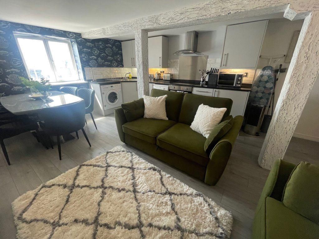 Property photo 1 of 6 05d536E59475267986307d049d83De98463122d2.Jpg