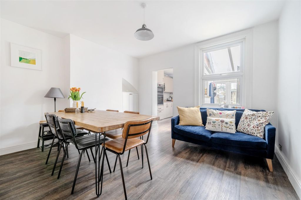 Property photo 1 of 12 Dining Room