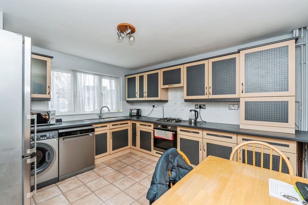 Property photo 2 of 13 Pbox-Img.Jpg