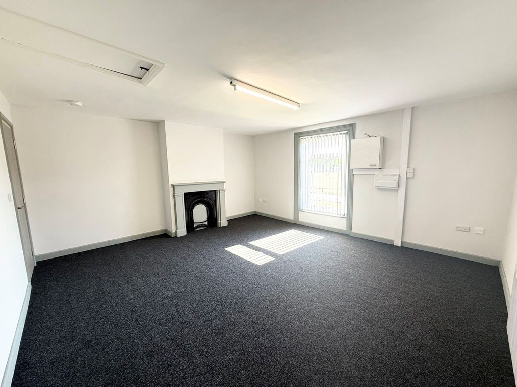 Property photo 1 of 11 Gar4
