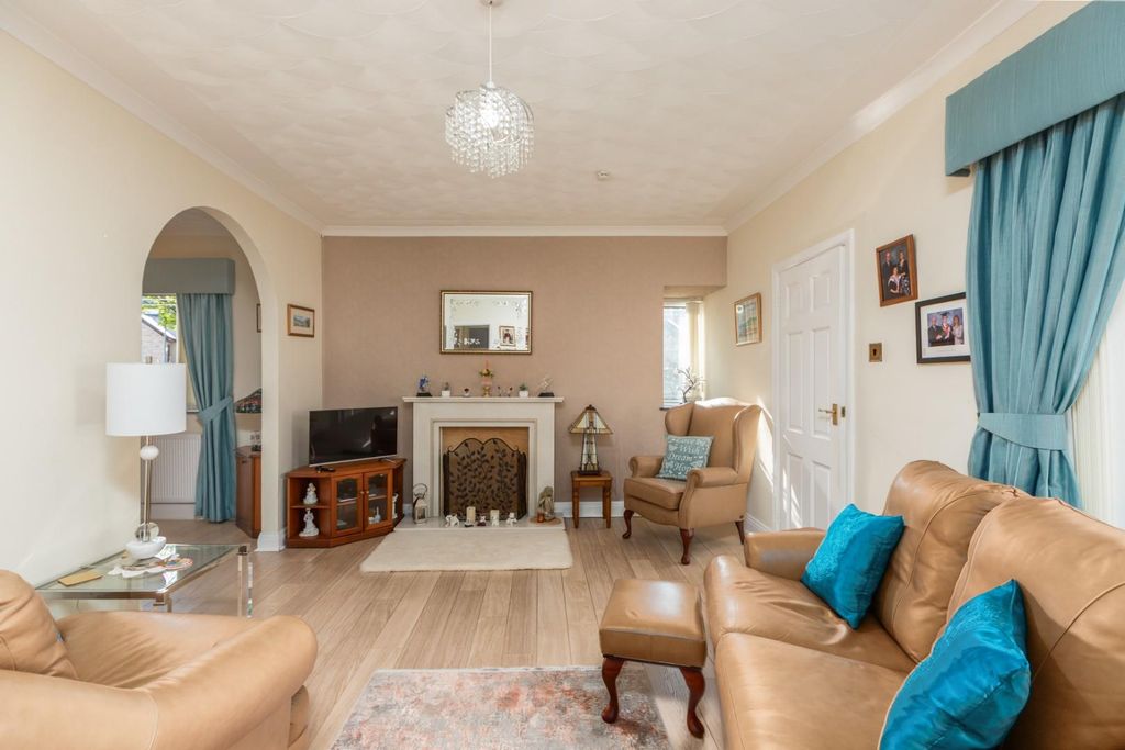Property photo 2 of 37 Cz0A8069.Jpg