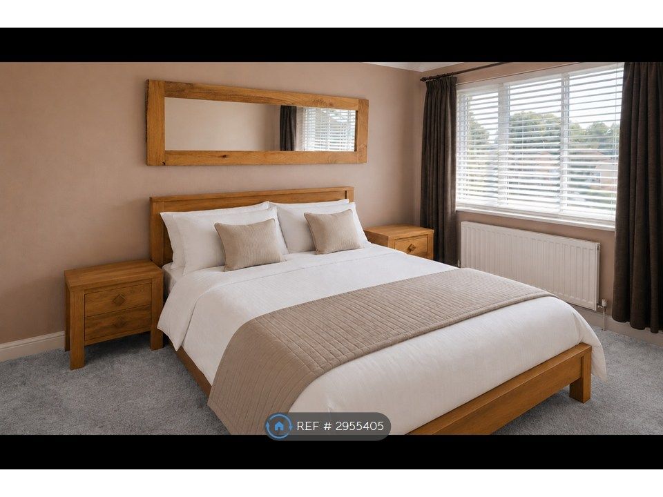 Property photo 2 of 15 Bedroom 1