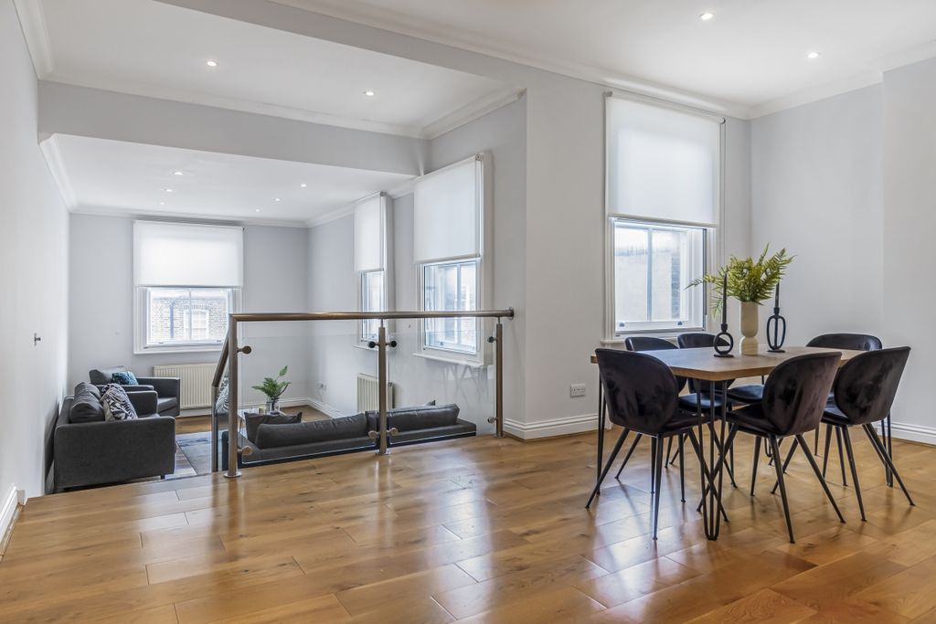 Property photo 2 of 20 Second_Floor_Flat...