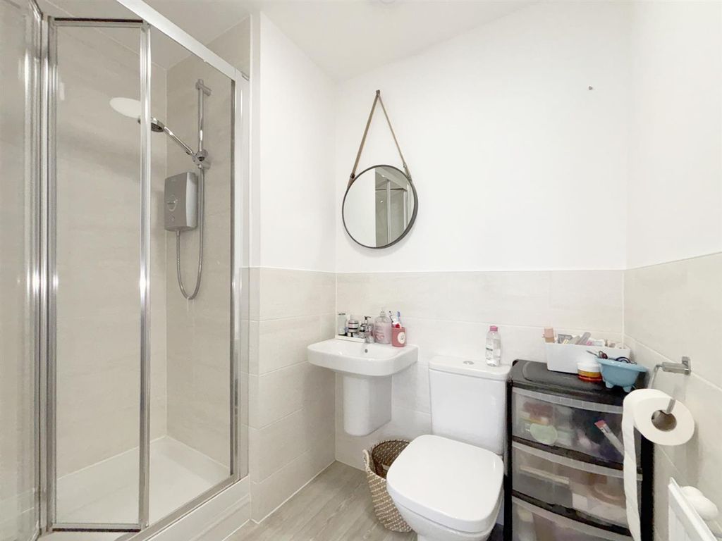 Property photo 3 of 16 Talavera Bathroom 1.Jpg
