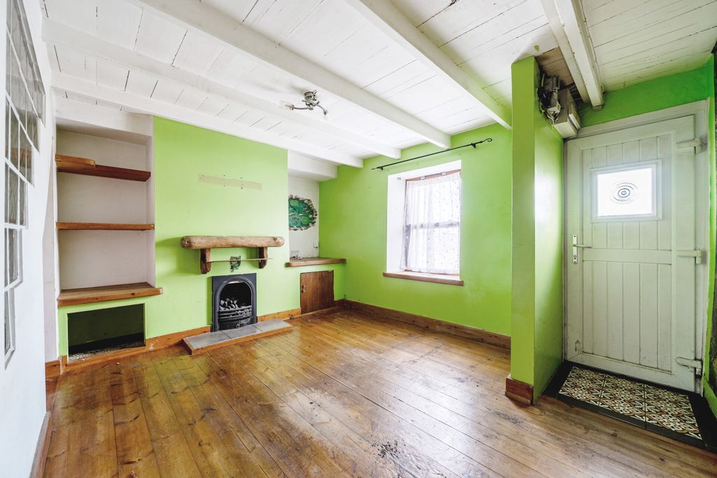 Property photo 2 of 21 1538067-11-1A168d...