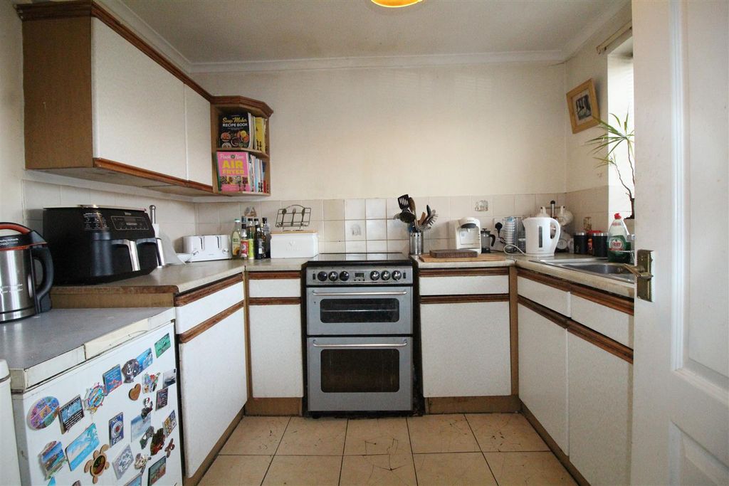 Property photo 3 of 13 Img_1728.Jpg