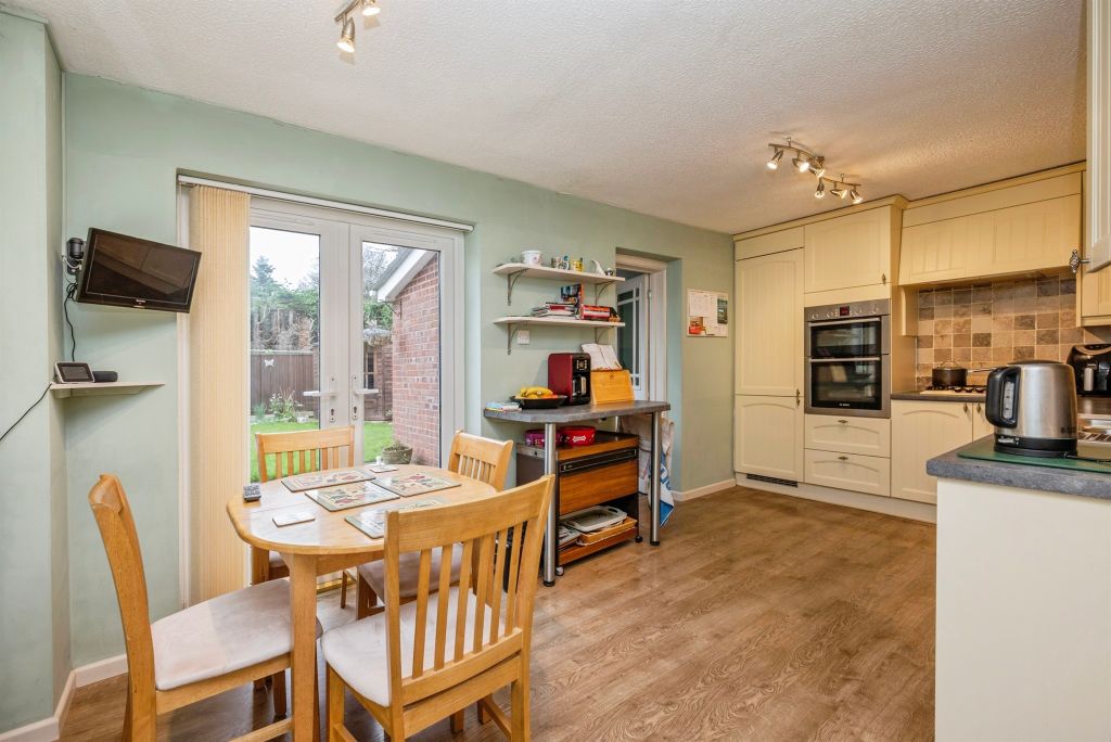 Property photo 3 of 20