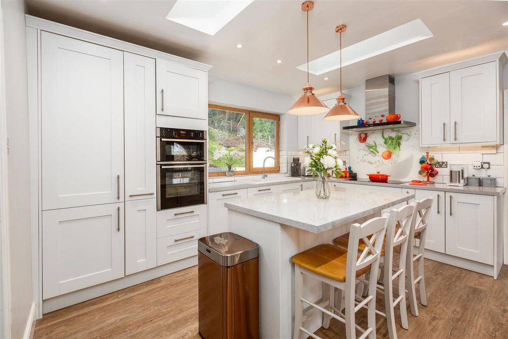 Property photo 1 of 25 Cz0A4335-Edit.Jpg