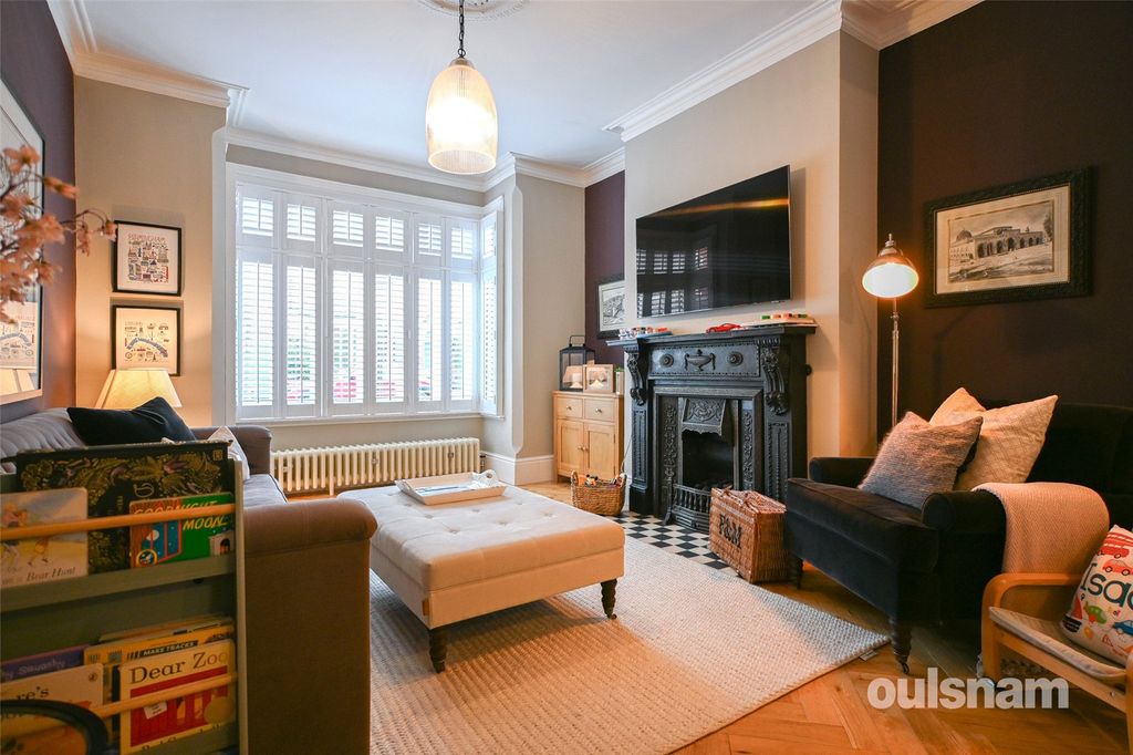 Property photo 3 of 39 Picture No. 04