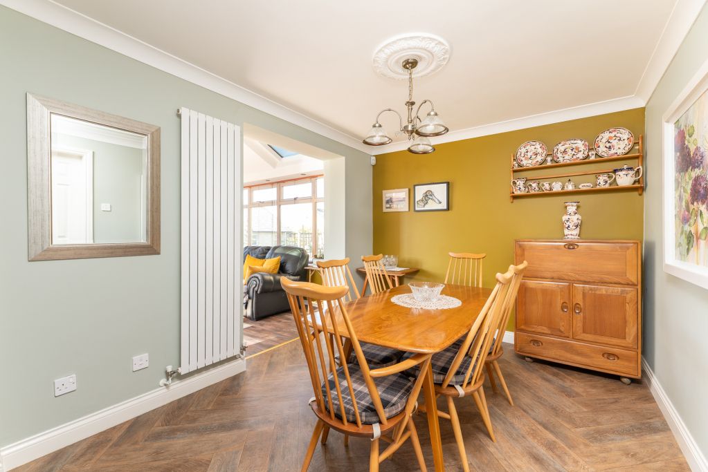 Property photo 3 of 40 Dining Area