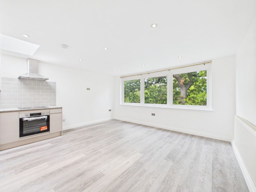 Property photo 1 of 10 4447991