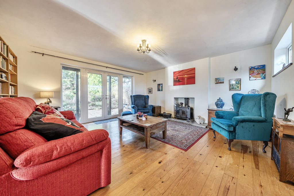 Property photo 3 of 14