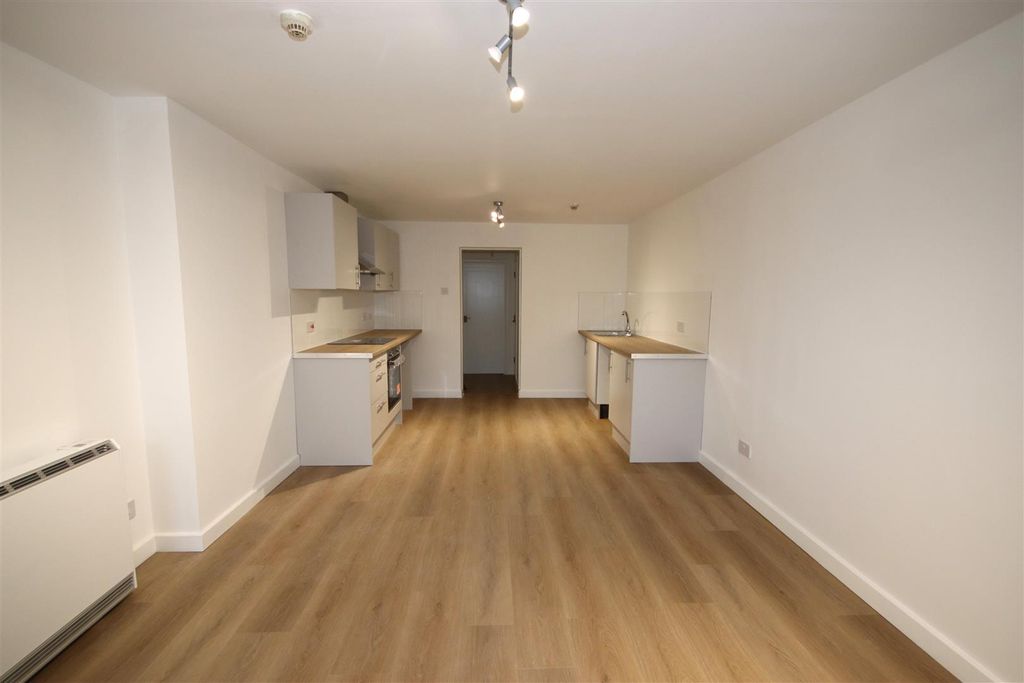 Property photo 3 of 6 Img_5381.Jpg