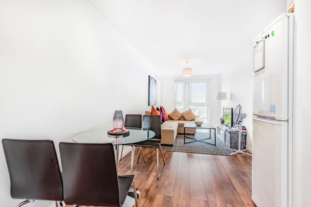 Property photo 3 of 8 727527 (3)