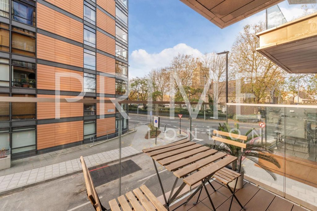 Property photo 2 of 17 Pv121 (2).Jpg