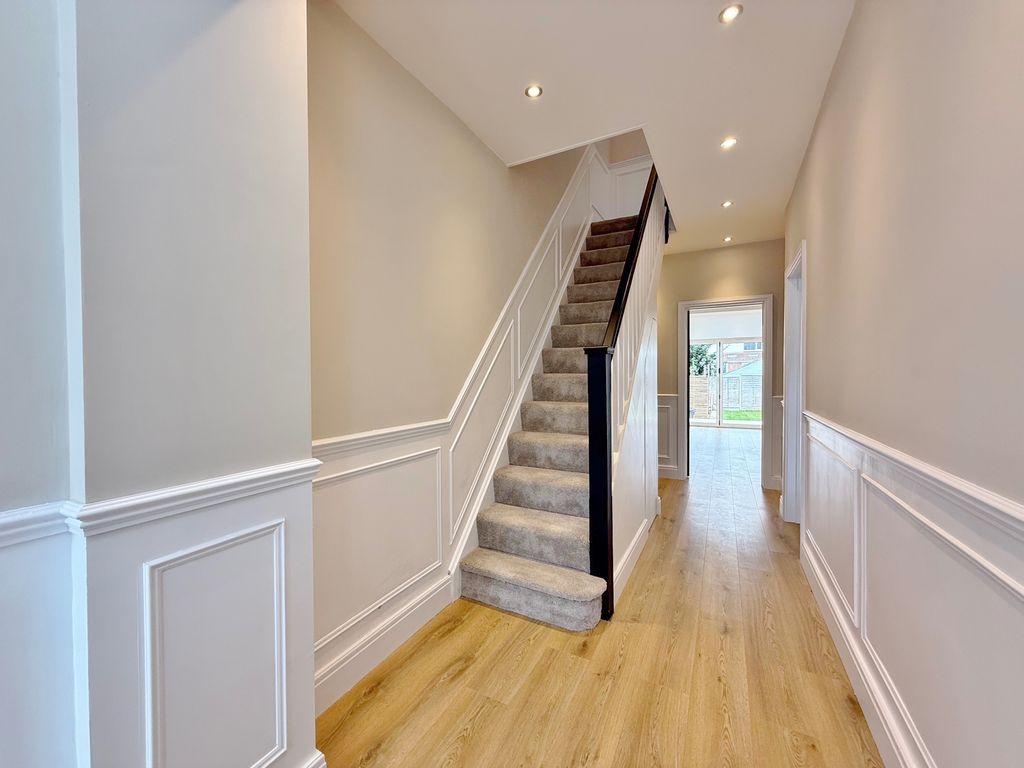 Additional image 11 of 3 bed semi-detached house for saleAberdare Avenue, Drayton, Portsmouth PO6