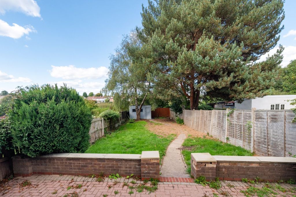 Property photo 3 of 18 Picture No. 04