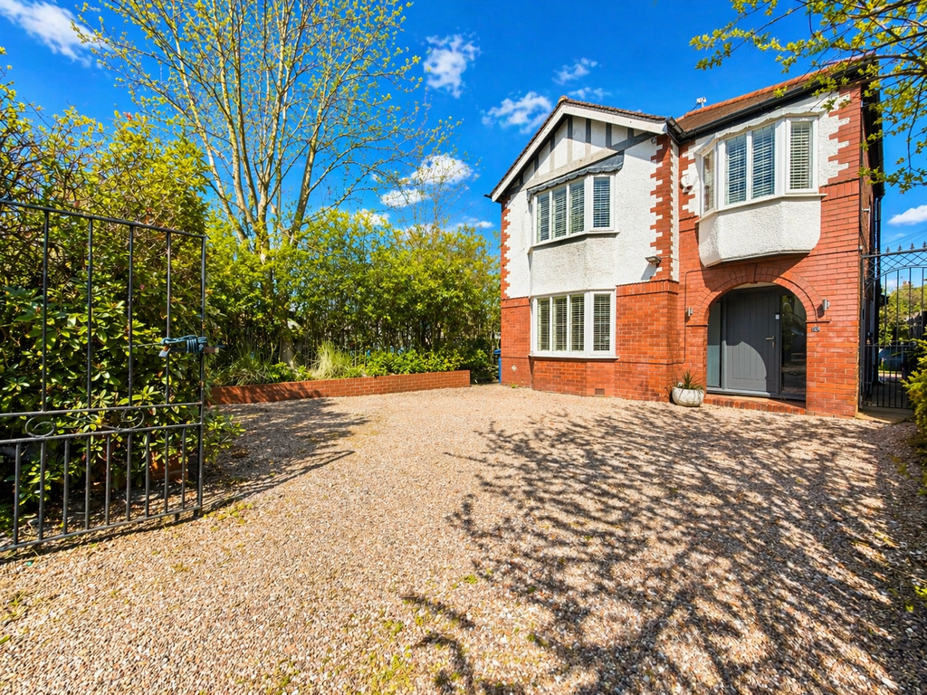 Property photo 1 of 31