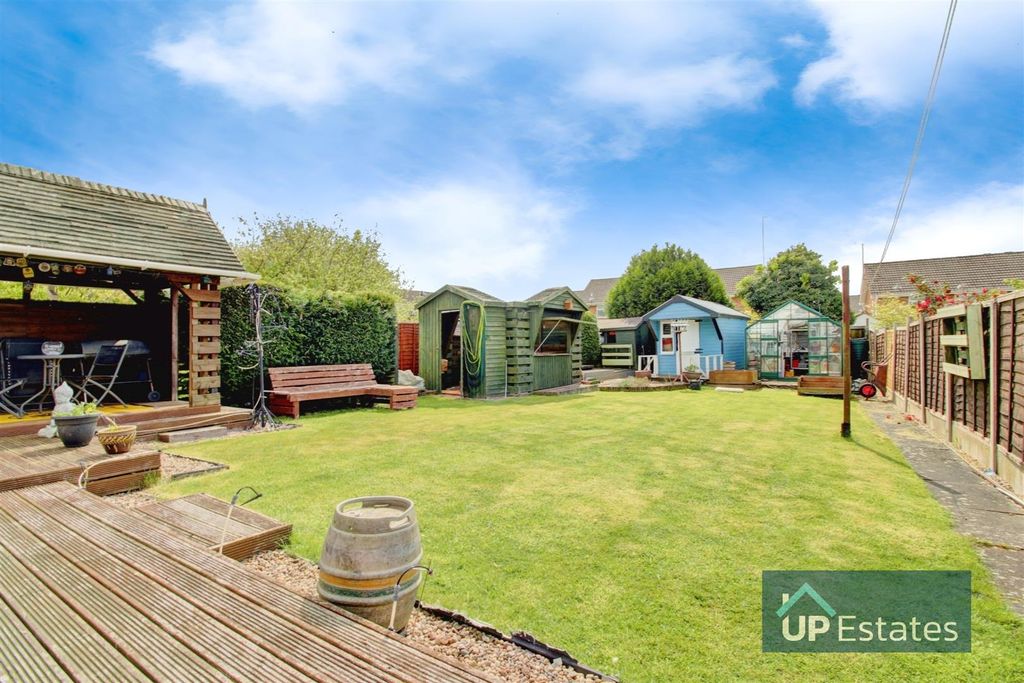 Property photo 2 of 30