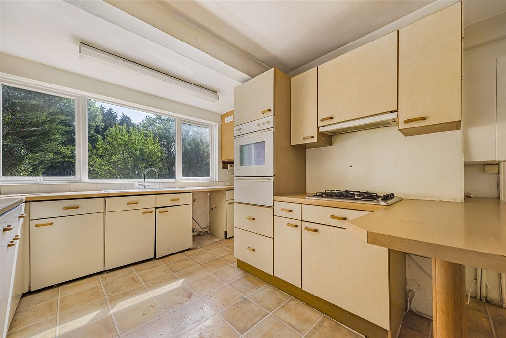 Property photo 2 of 26 Picture No. 25