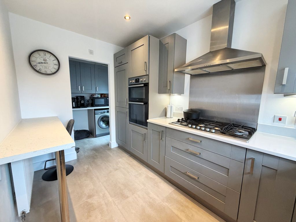 Property photo 3 of 25 D024Ad8D-4666-415C-B23C-1310A4756E5E