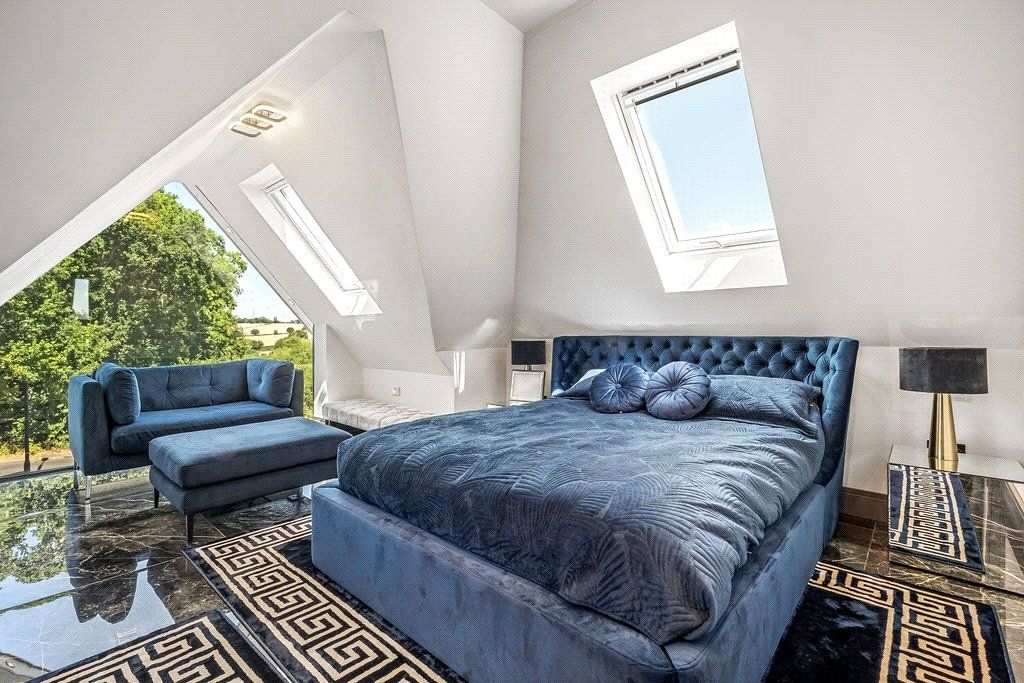 Additional image 24 of 5 bed detached house to rentWaggon Road, Barnet EN4