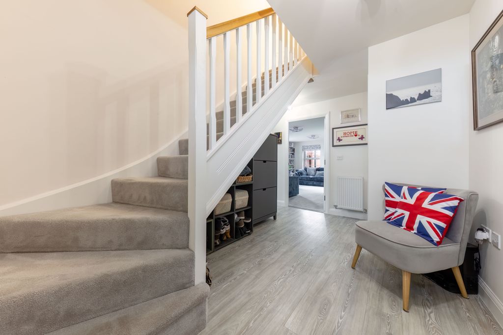 Property photo 2 of 30 Pl-6