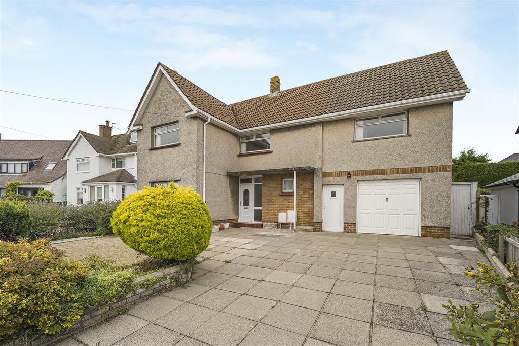 Property photo 1 of 30