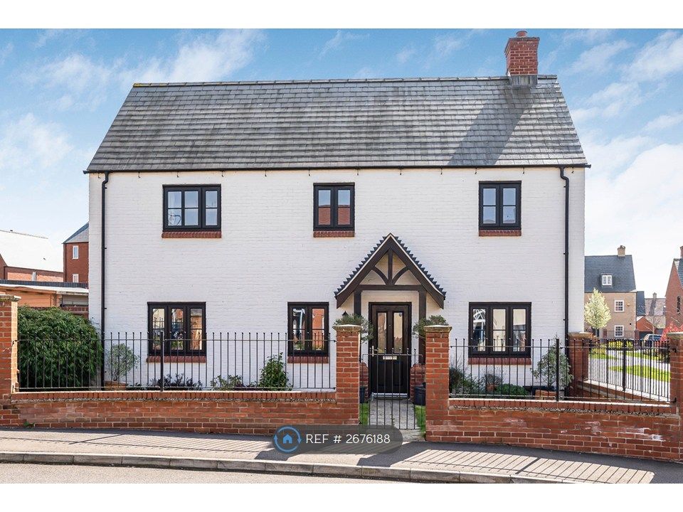 Property photo 2 of 35