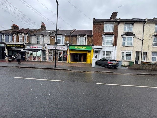 Property photo 2 of 13 Photo 8