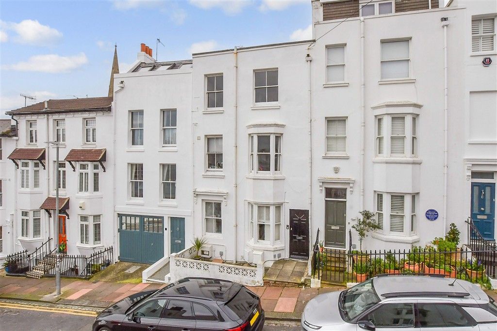 Property photo 2 of 6 External (Web)