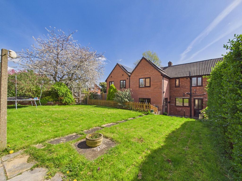 Property photo 1 of 16 Rear Garden