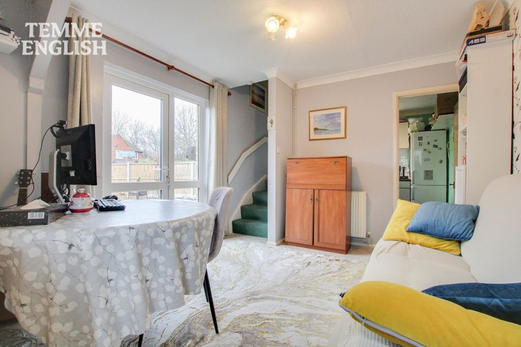 Property photo 3 of 11