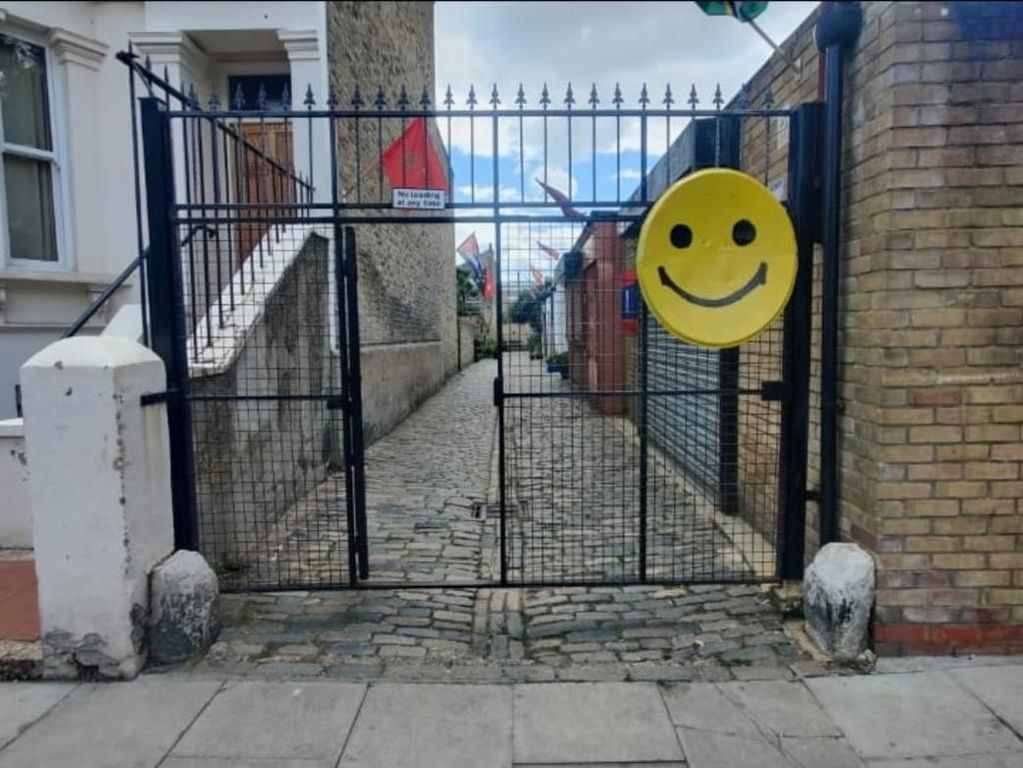 Property photo 1 of 17 Photo 1