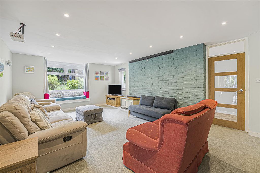 Property photo 2 of 21 Dsc01492.Jpg