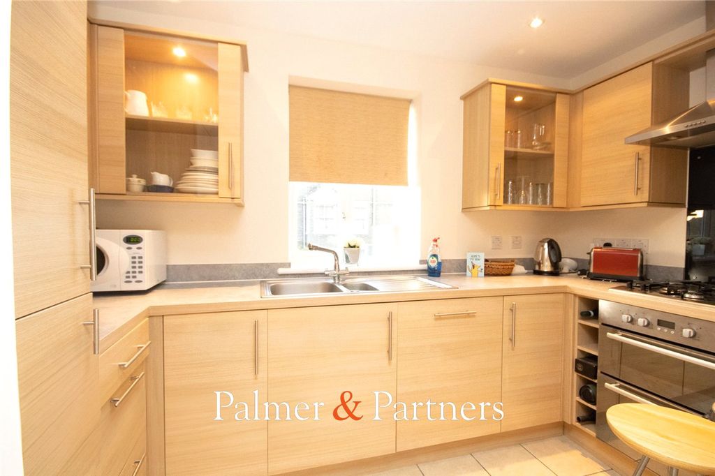 Property photo 3 of 10 Picture No. 17