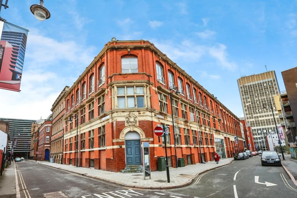 Property photo 1 of 7