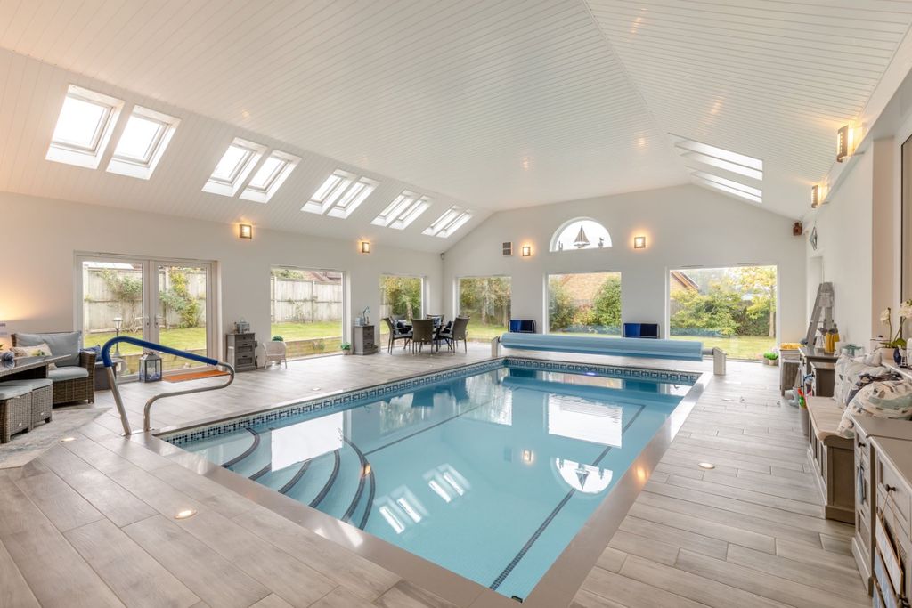 Property photo 3 of 16 Indoor Pool