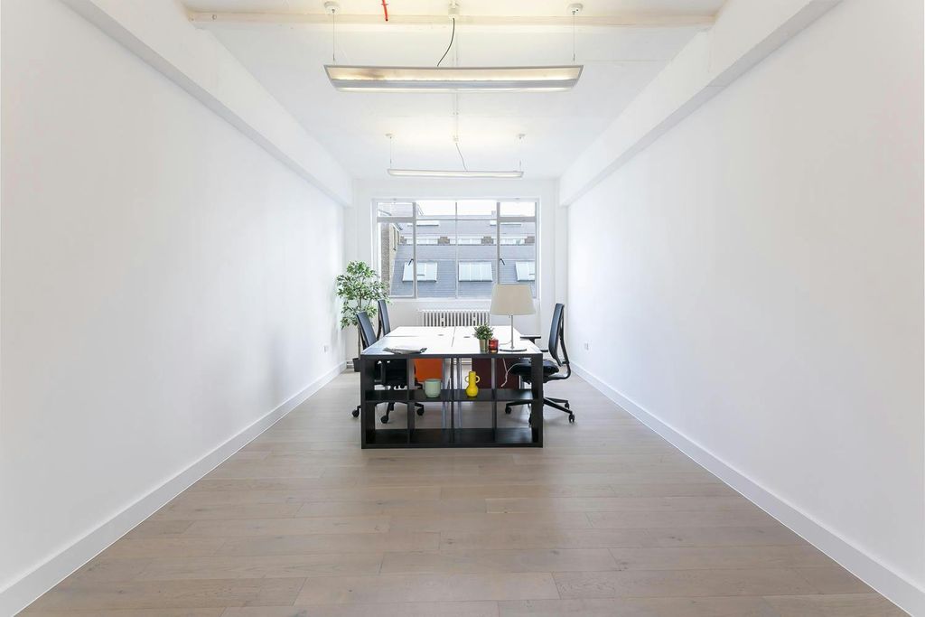 Property photo 1 of 12 32-38-Scrutton-Street-Unit-2-Shoreditch-Ec2A-Flexible-Office-Workspace-To-Let-Internal1-Dominion.London.Jpg