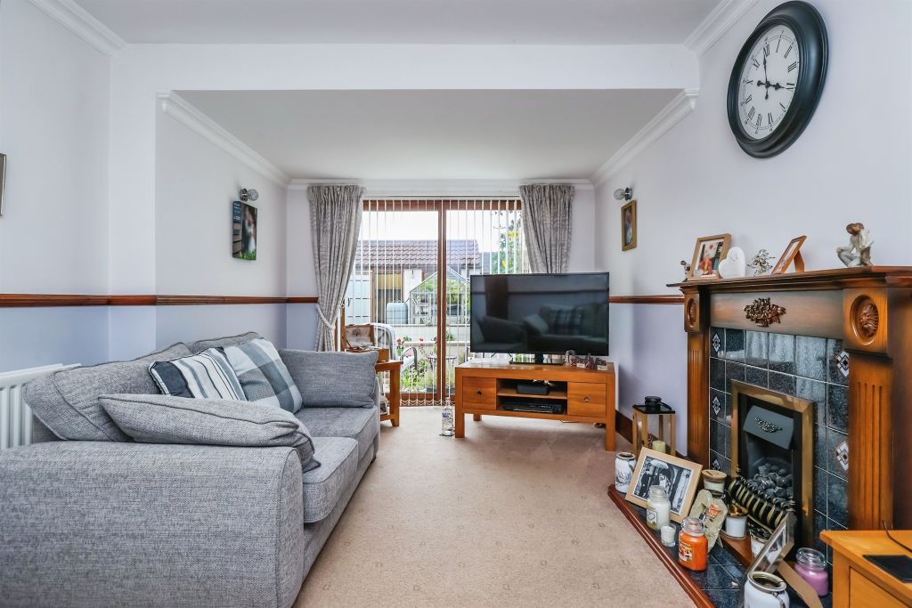 Property photo 3 of 17