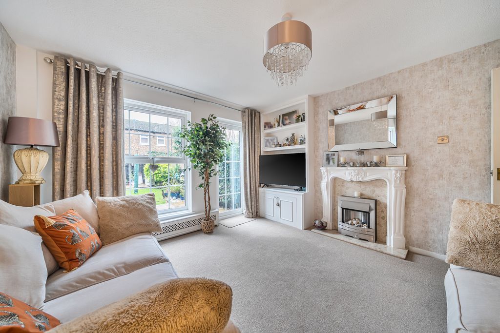 Property photo 2 of 17 Reception