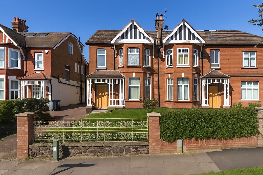 Property photo 1 of 12 Photo 2