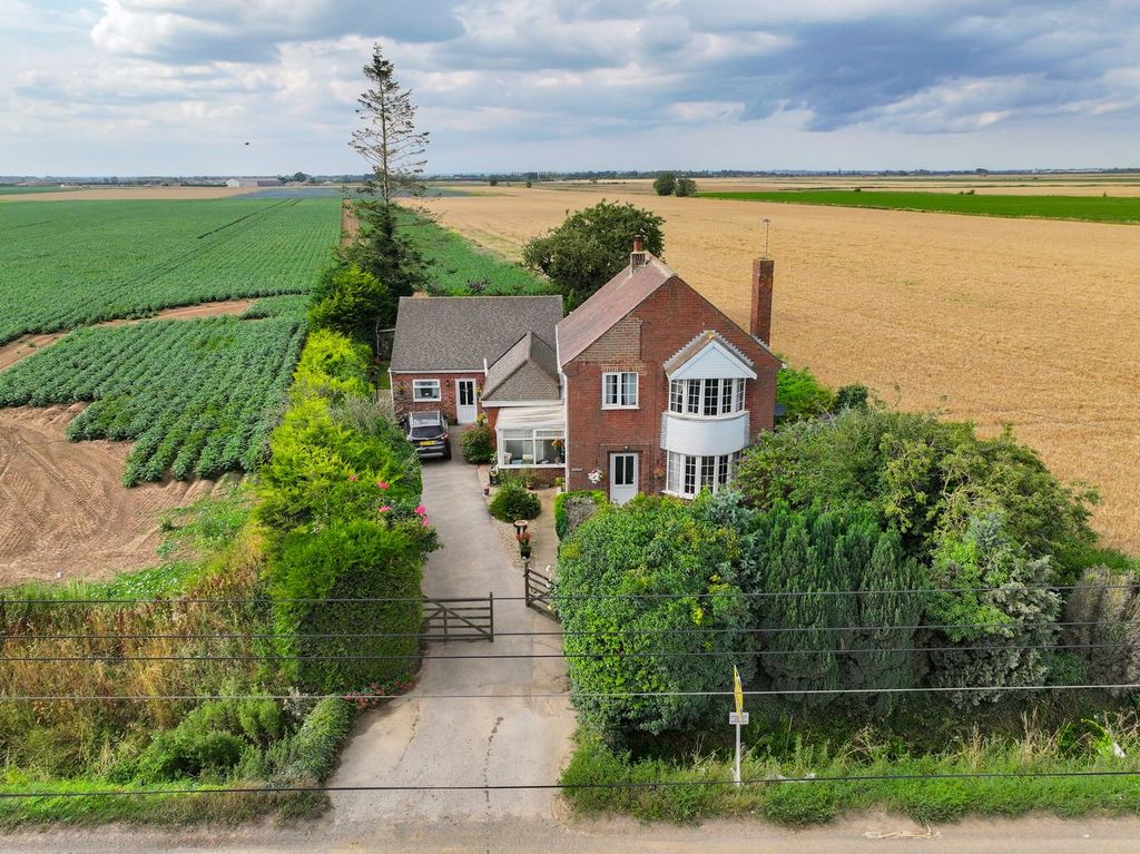 Property photo 1 of 20