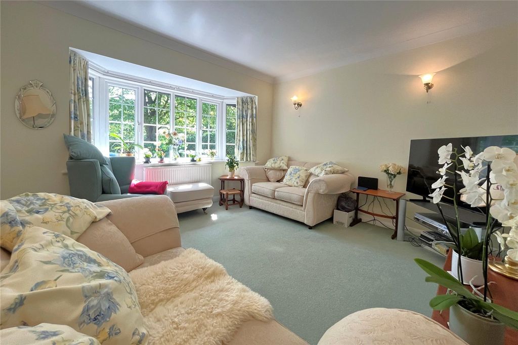 Property photo 2 of 14 Picture No. 13