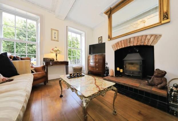 Property photo 3 of 21 Image