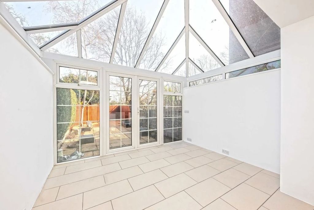 Property photo 3 of 12 2